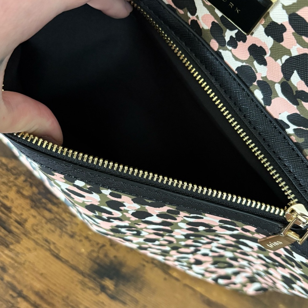 Trina Turk | Leopard Crossbody Tote, Pink Leopard NWT - Picture 6 of 15